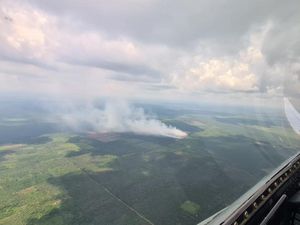 Latihan Tempur, Pilot F-16 Temukan Karhutla di Batas Bengkalis-Siak