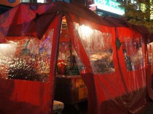 5 Fakta Pojangmacha, Warung Tenda Tempat Nongkrong Orang Korea 5 Fakta Pojangmacha, Warung Tenda Tempat Nongkrong Orang Korea