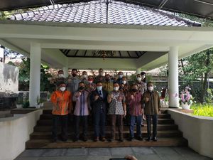 Bertemu di Bandung, Ridwan Kamil Dukung Anindya Bakrie Jadi Ketum Kadin