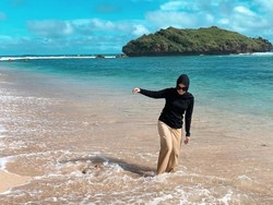 Penjelasan Ririe Fairus soal Video Nissa Sabyan Tiduran di Samping Ayus