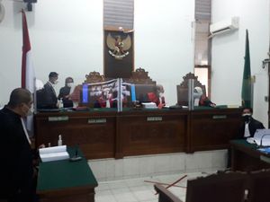 Sidang Penyebar Video Syur Gisel-Nobu Digelar Tertutup Sidang Penyebar Video Syur Gisel-Nobu Digelar Tertutup