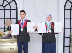 Hand Sanitizer Pelepah Pisang Buatan Siswa di Kudus Kejutkan Dunia