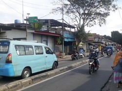 Diatur Petugas Dishub, Jl Moh Kahfi I Sesekali Tersendat di Putar Balik