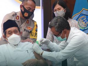 9 Ribu Lebih Tokoh Agama di Lamongan Mulai Divaksin