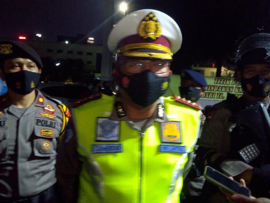 Kriteria Pengendara yang Masih Bisa Melintas Saat Pembatasan di DKI Kriteria Pengendara yang Masih Bisa Melintas Saat Pembatasan di DKI