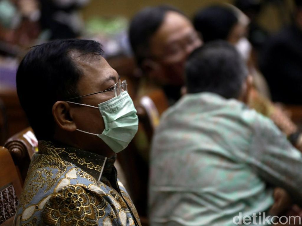 Bahayanya Penyuntikan Vaksin Nusantara yang Belum Kantongi Izin BPOM Bahayanya Penyuntikan Vaksin Nusantara yang Belum Kantongi Izin BPOM