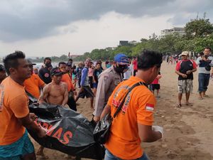 Nelayan yang Hilang Terseret Ombak di Pangandaran Ditemukan Meninggal Nelayan yang Hilang Terseret Ombak di Pangandaran Ditemukan Meninggal