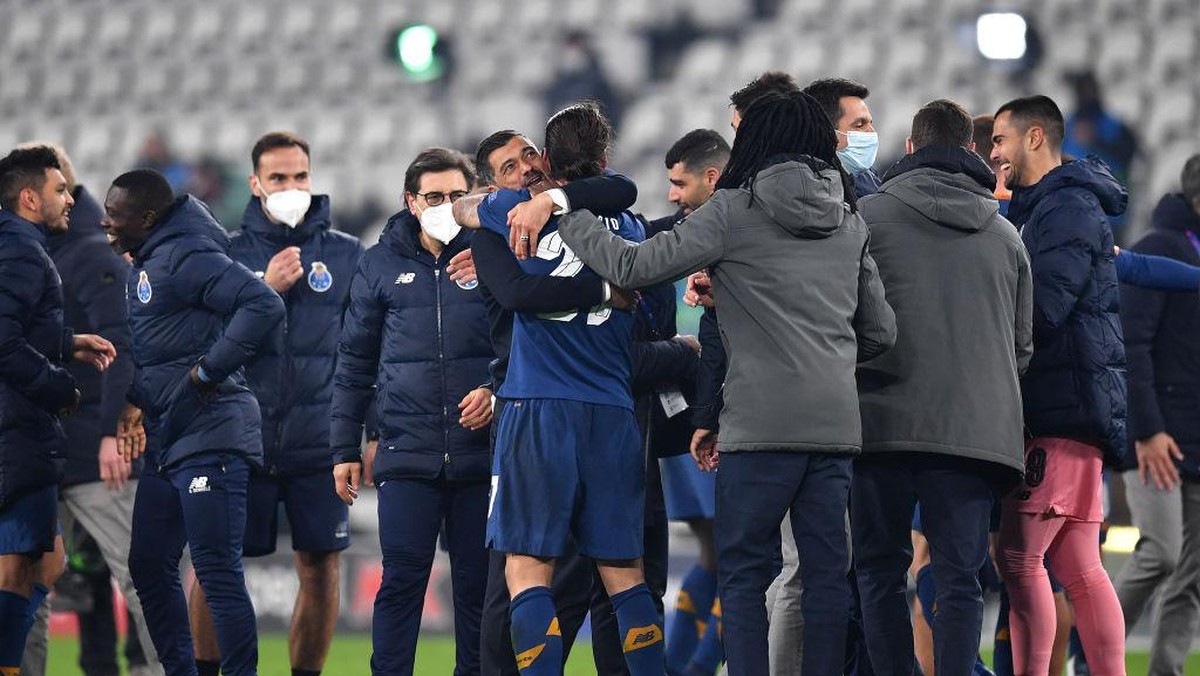 Pemain Porto merayakan keberhasilan menyingkirkan Juventus di babak 16 besar Liga Champions. (Foto: Getty Images/Valerio Pennicino)