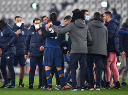 Hormatilah Porto, Chelsea!