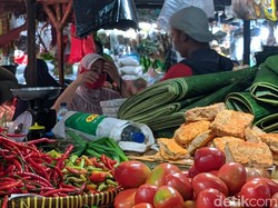 Harga Cabai Pedas Banget, Pedagang Ogah Stok Banyak-banyak