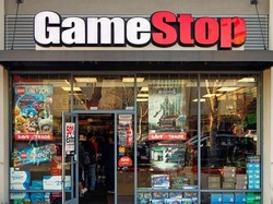 Saham GameStop Melorot 12%, Ada Apa Gerangan?
