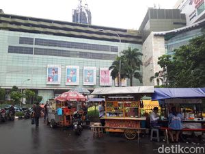 Jajan Rp 30 Ribu di Sekitar Grand Indonesia Bisa Dapat 5 Makanan Enak Ini Jajan Rp 30 Ribu di Sekitar Grand Indonesia Bisa Dapat 5 Makanan Enak Ini