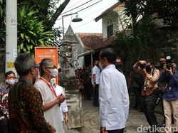 Djoko Pekik, Didik Nini Thowok dan Ratusan Seniman Yogyakarta Divaksinasi