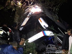 Korban Meninggal Bus Maut di Sumedang Bertambah Jadi 30 Orang