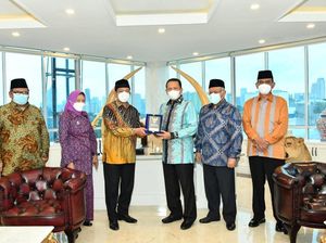 Bamsoet Nilai Zakat Punya Potensi Entaskan Kemiskinan di Indonesia