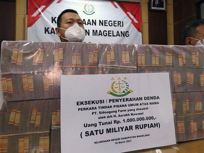 Penampakan Uang Denda Pencemaran Limbah Rp 1 M di Magelang