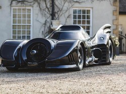 Bisa Buat Gaya-gayaan, Ini Replika Mobil Batman yang Dijual Setara Fortuner