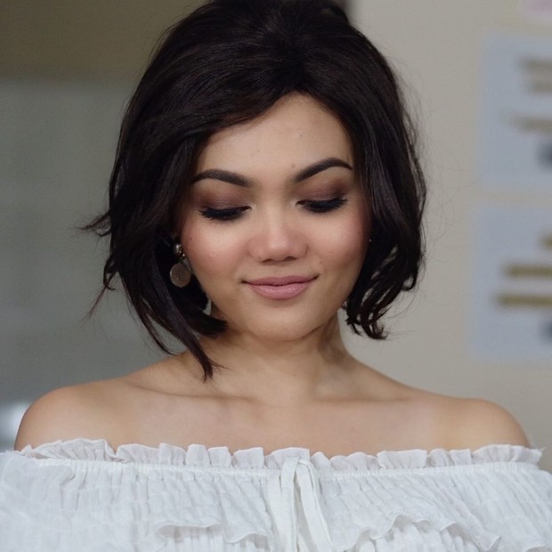 Rina Nose Terpapar COVID-19 Rina Nose Terpapar COVID-19