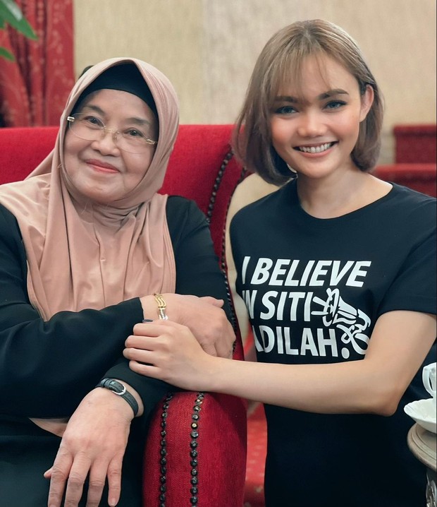 Rina Nose Terpapar COVID-19/Instagram.com/rinanose16 Rina Nose Terpapar COVID-19