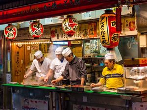 5 Street Food Jepang yang Tak Kalah Populer dari Takoyaki dan Okonomiyaki 5 Street Food Jepang yang Tak Kalah Populer dari Takoyaki dan Okonomiyaki