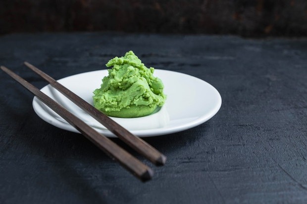 Wasabi untuk Spot Treatment/ Sumber: Freepik.com Hampir semua orang sangat bersemangat saat berbicara tentang perawatan jerawat alami. Namun, ini akan menjadi mimpi buruk saat kamu menggunakan pendamping makan siangmu untuk mengobati masalah kulit.