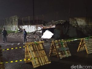 Angin Kencang Terjang Ngoro Industrial Park Mojokerto, Ini Dampak Kerusakannya