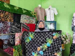 Beda dari Biasa, Desa Ngenep Kembangkan Motif Batik Istimewa Ini