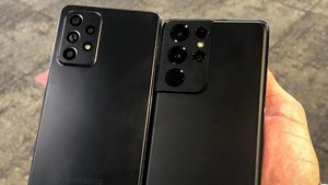 Tampilan Galaxy A52 Warna Hitam Sekece Galaxy S21+
