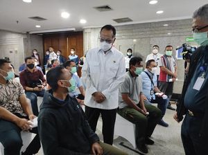 Budi Karya Tinjau Vaksinasi Pegawai Kemenhub, Targetkan 2.500 Orang Per Hari