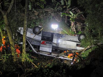 Begini Kondisi Bus yang Masuk Jurang di Sumedang