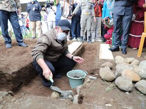 Tingkatkan Mutu Pendidikan, Gubernur HD Resmikan Ponpes Al Haadi