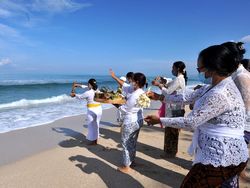 Bali Buka Penerbangan Internasional, Media Asing Ramai Bahas
