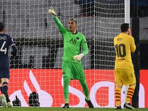 Karena Hal Ini, Penalti Messi Harusnya Diulang?