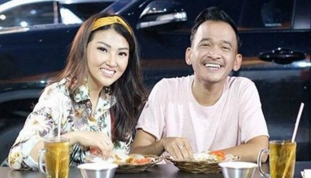 Ruben dan Sarwendah memilih dinner merakyat di warung kaki lima/instagram.com/ruben_onsu