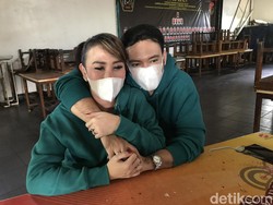 Sandy Tumiwa dan Istri Buka Suara soal Isu Nikah Settingan