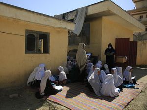 Picu Reaksi di Medsos, Afghanistan Cabut Larangan Siswi Bernyanyi