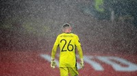 Dalam wawancara dengan talkSport, Dean Henderson tumpahkan perasannya yang diberikan janji palsu oleh Setan Merah! (Getty Images)