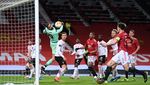 Foto: Detik-detik Harry Maguire Buang Peluang di Depan Gawang