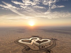 From Dubai With Love, Inilah Love Lake Dubai