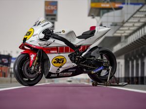Yamaha Rayakan 60 Tahun di MotoGP dengan Motor Serba Putih Yamaha Rayakan 60 Tahun di MotoGP dengan Motor Serba Putih