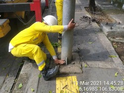 Sudah Diperbaiki Pemprov DKI, Guiding Block Tunanetra Tak Lagi Nabrak Tiang