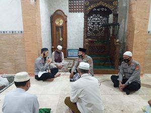 Safari Subuh, Program Polresta Mataram Sukseskan Kampung Sehat 2 NTB Safari Subuh, Program Polresta Mataram Sukseskan Kampung Sehat 2 NTB