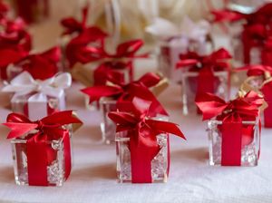 8 Ide Souvenir Pernikahan Unik yang Berfaedah, Calon Manten Wajib Tahu! 8 Ide Souvenir Pernikahan Unik yang Berfaedah, Calon Manten Wajib Tahu!