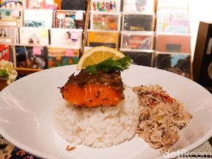 Listening Bar SUBO: Nikmati Musik Sambil Mencicipi Nasi Salmon Megono Listening Bar SUBO: Nikmati Musik Sambil Mencicipi Nasi Salmon Megono
