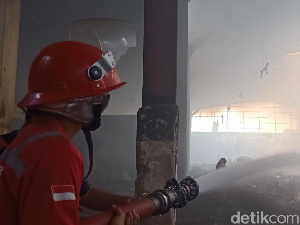 21 Jam Kebakaran, Api di Pasar Kota Banjarnegara Akhirnya Padam