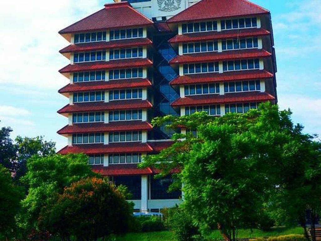 100 Universitas Terbaik di Indonesia 2021 Versi Webometrics
