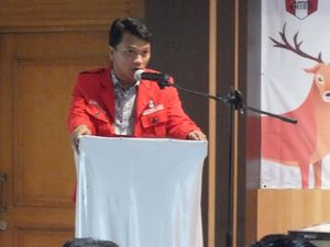GMNI Pimpinan Imanuel Cahyadi Tolak Kenaikan Harga BBM GMNI Pimpinan Imanuel Cahyadi Tolak Kenaikan Harga BBM