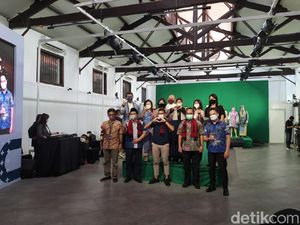 Sandiaga Singgah di Kota Lama Semarang, Resmikan Creative Hub