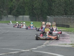 Pebalap Tanada Racing Team Kuasai Putaran 1 Kejurnas Gokar