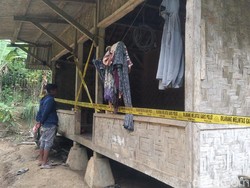 Rumah Pengikut Kelompok Hakekok Pandeglang Dipasang Garis Polisi